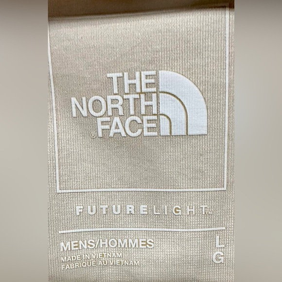 🔥✨THE NORTH FACE✨🔥
, Future Light jacket, windbreaker, and waterproof - Picture 4 of 5